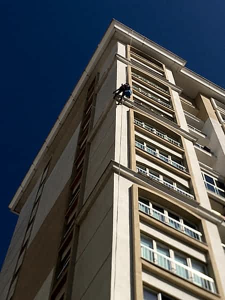  Dış cephe cam temizliği, İç mekan cephe temizliği, Çelik konstrüksiyon temizliği, Çimento baca temizliği, enerji sektörü  cüruf ve baca temizliği, Yakıt tankı temizliği, LED montajı, Tabela asma ve söküm, Bayrak asma, AVM iç ve dış süsleme, İç mekan avize asma, Kule vinç projektör montaj, Dış cephe sıva ve boya, Dış cephe silikon, Yalıtım ve montolama, Cam montaj, Kompozıt tamir ve montaj, Kanat temizliği, kanat toz temizliği, kanat kimyasal temizlik, kanatkuş atıkları temizliği, Kanat tamiri, Kaset sistem, düşme ve durma özelliklerine sahip ağ kurulumu,  Konveksiyonel sistem, Dikey kapama ağı, Balkon kapama ağı, Şaft ve asansör boşluk kapama, Havuz kapama, Tahribatsız muayene, Kaynak ve taşlama, köprülerde ve viyadüklerde bakım onarım ve hasar tespit çalışmaları, Petrol ve platform sahalarında torklama, Gemi ve çelik yapılarda pas döküm, taşlama ve boyama işlemleri, Yamaç örtüleme sistemleri (düşme tehlikesi olan taş ve kaya parçalarının çevresinde bulunan yaşam veya üretim faaliyetleri yürüten yapılara zarar vermemesi için kullanılan önlemler), Tehlikeli konumda bulunan kayalıkların kontrollü şekilde patlatılması, ekolojik patlatma, Şev stabilizasyonu, endüstriyel dağcılık, iple erişim, endütriyel temizlik