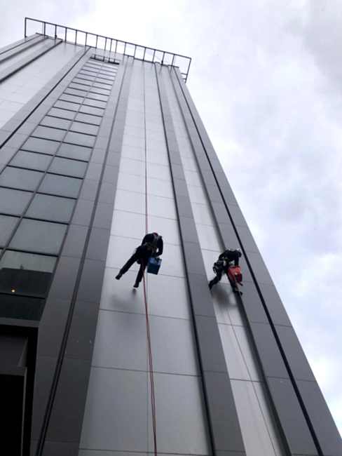  Dış cephe cam temizliği, İç mekan cephe temizliği, Çelik konstrüksiyon temizliği, Çimento baca temizliği, enerji sektörü  cüruf ve baca temizliği, Yakıt tankı temizliği, LED montajı, Tabela asma ve söküm, Bayrak asma, AVM iç ve dış süsleme, İç mekan avize asma, Kule vinç projektör montaj, Dış cephe sıva ve boya, Dış cephe silikon, Yalıtım ve montolama, Cam montaj, Kompozıt tamir ve montaj, Kanat temizliği, kanat toz temizliği, kanat kimyasal temizlik, kanatkuş atıkları temizliği, Kanat tamiri, Kaset sistem, düşme ve durma özelliklerine sahip ağ kurulumu,  Konveksiyonel sistem, Dikey kapama ağı, Balkon kapama ağı, Şaft ve asansör boşluk kapama, Havuz kapama, Tahribatsız muayene, Kaynak ve taşlama, köprülerde ve viyadüklerde bakım onarım ve hasar tespit çalışmaları, Petrol ve platform sahalarında torklama, Gemi ve çelik yapılarda pas döküm, taşlama ve boyama işlemleri, Yamaç örtüleme sistemleri (düşme tehlikesi olan taş ve kaya parçalarının çevresinde bulunan yaşam veya üretim faaliyetleri yürüten yapılara zarar vermemesi için kullanılan önlemler), Tehlikeli konumda bulunan kayalıkların kontrollü şekilde patlatılması, ekolojik patlatma, Şev stabilizasyonu, endüstriyel dağcılık, iple erişim, endütriyel temizlik