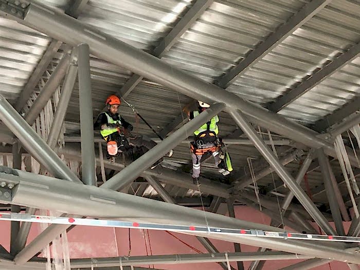 endüstriyel hizmetler, endüstriyel dağcı, endüstriyel  hizmetleri, Endüstriyel İple Erişim, Tahribatsız muayene, Kaynak ve taşlama, Tünel köprülerde ve viyadüklerde bakım onarım ve hasar tespit çalışmaları,Maden, petrol ve platform sahalarında torklama (sıkma), Gemi ve çelik yapılarda pas döküm, taşlama ve boyama işlemleri, Telekomünikasyon & Enerji Sektörü Kurulum Bakım Onarım