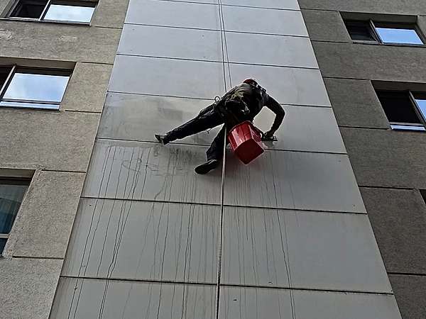 iple erşim uzmanı, iple erişim, iple erşim nedir?, iple erşim avantajları, neden iple erşim kullanılır?, iple erşim firmaları, iple erşim uzmanları, endüstriyel dağcı, endüstriyel dağcılık hizmetleri, Endüstriyel İple Erişim