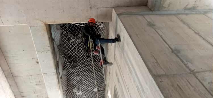 iple erşim uzmanı, iple erişim, iple erşim nedir?, iple erşim avantajları, neden iple erşim kullanılır?, iple erşim firmaları, iple erşim uzmanları, endüstriyel dağcı, endüstriyel dağcılık hizmetleri, Endüstriyel İple Erişim