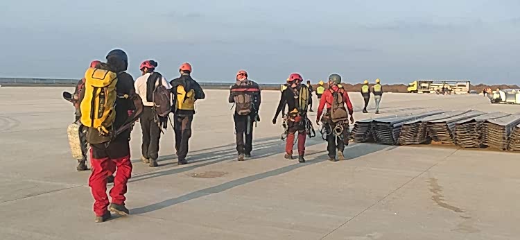 iple erşim uzmanı, iple erişim, iple erşim nedir?, iple erşim avantajları, neden iple erşim kullanılır?, iple erşim firmaları, iple erşim uzmanları, endüstriyel dağcı, endüstriyel dağcılık hizmetleri, Endüstriyel İple Erişim