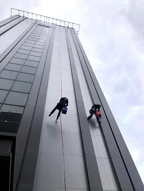 Dış cephe cam temizliği, İç mekan cephe temizliği, Çelik konstrüksiyon temizliği, Çimento ve enerji sektöründe cüruf ve baca temizliği, Yakıt tankı temizliği, Dış Cephe Temizliği, Endüstriyel Tesis Temizliği, Yüksek Yapı İple Erişim Temizlik, Cam Tavan Temizliği, fabrika temizliği, sanayi tesisi temizliği, rüzgar türbini temizliği